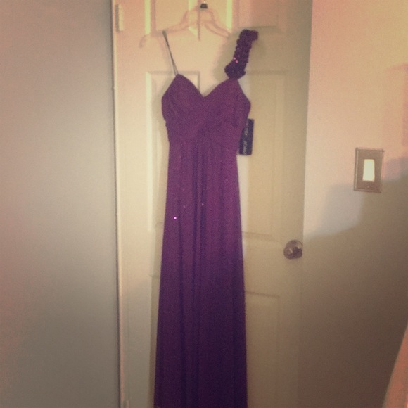 Dresses & Skirts - ⚜️prom dress ⚜️